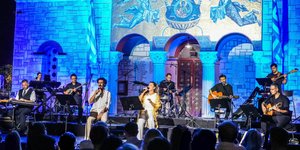 Μια βραδιά γεμάτη "Φως" και συγκίνηση στην Παιανία, με την Ορχήστρα "ΚΑΝΩΝ" της Ιεράς Αρχιεπισκοπής Αθηνών