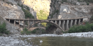 Τοπία εκπληκτικής ομορφιάς έχουν την ευκαιρία να περπατήσουν οι συμμετέχοντας στα «Παραποτάμια» της Ευρυτανίας