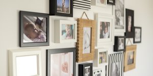 Τι να προσέξετε πριν τοποθετήσετε φωτογραφίες στο σπίτι - Τι λέει το Φενγκ Σούι