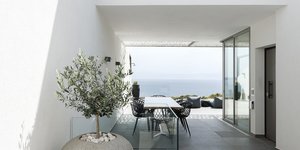 Πώς ένα σπίτι στο Πόρτο Χέλι έγινε τέσσερα -Και μετά...ξανά ένα