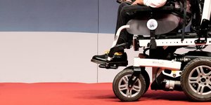 Ζήτημα είναι η εξασφάλιση της πρόσβασης ΑμεΑ σε ορισμένους χώρους