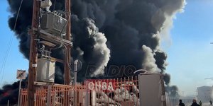 Ριτσώνα: Ξέσπασε φωτιά σε εργοστάσιο πλαστικών στην βιομηχανική περιοχή