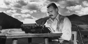 Το "Hemingway Effect" είναι ένας όρος που έχει καθιερωθεί στον χώρο της δημιουργικής γραφής και της παραγωγικότητας / GETTY