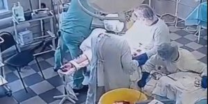 Η στιγμή που χτυπά ο σεισμός εν ώρα χειρουργικής επέμβασης 