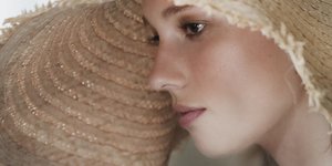 Makeup που αντέχει στη ζέστη -Τα top προϊόντα και τα έξυπνα tips για αψεγάδιαστο αποτέλεσμα