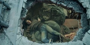 Netflix: Η ταινία που ανέβασαν στο νο1 οι Έλληνες, περιμένοντας τη λύση του γρίφου