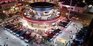Το Tesla diner του Έλον Μασκ
