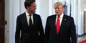 Μαρκ Ρούτε και Ντόναλντ Τραμπ στον Λευκό Οίκο