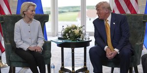 Τραμπ Ούρσουλα φον ντερ Λάιεν