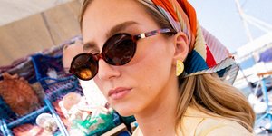 Tzi.tziki: Το ελληνικό brand με χειροποίητα κεραμικά σκουλαρίκια που «φοράνε» το καλοκαίρι