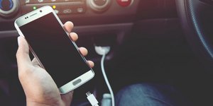 Χρήση USB στο αυτοκίνητο