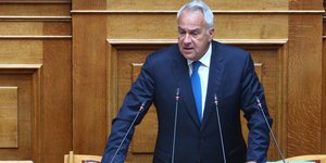 Ο Μάκης Βορίδης στο βήμα της Ολομέλιας της Βουλής