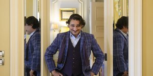 «Ο Υπηρέτης δύο Αφεντάδων» με τον Βασίλη Χαραλαμπόπουλο