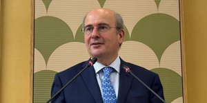 Κωστής Χατζηδακης