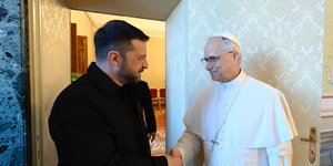 Ζελένσκι και Πάπας Λέων