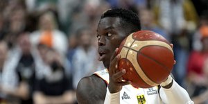 Ντένις Σρέντερ