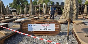 beach restaurant