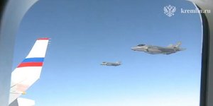 Αμερικανικά F-35 συνόδευσαν το αεροπλάνο του Πούτιν στην επιστροφή στη Ρωσία