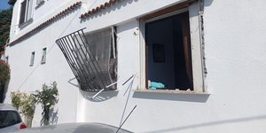 Έκρηξη φιάλης υγραερίου σε ενοικιαζόμενα δωμάτια στην Ασπροβάλτα