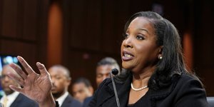 Η πρώην πλέον διοικήτρια της Ομοσπονδιακής Τράπεζας των ΗΠΑ (Fed), Λίζα Κουκ