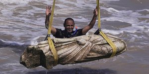 Αίγυπτος: Μια αρχαία πόλη 2.000 ετών, κοντά στην Αλεξάνδρεια βγήκε από το βυθό -Απίστευτες εικόνες και βίντεο