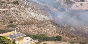 Φωτιά στην Κερατέα Αττικής