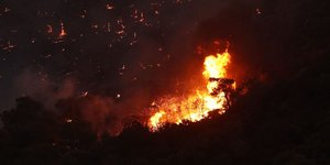 Φωτιά στην Κερατέα