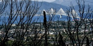 Φωτιά στην Πάτρα