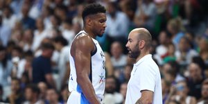 Γιάννης Αντετοκούνμπο και Βασίλης Σπανούλης