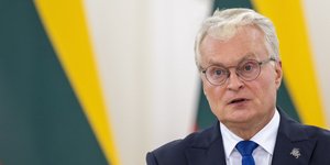 O πρόεδρος της Λιθουανίας, Γκιτάνας Ναουσέντα