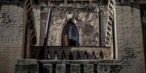 ΠΥΡΓΟΣ ΤΥΠΑΛΔΟΥ ΠΛΑΤΕΙΑ ΑΜΕΡΙΚΗΣ