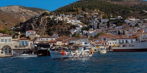 Η πρώτη εικόνα του νησιού