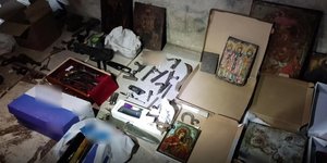 Ολόκληρο οπλοστάσιο βρέθηκε σε κάδο απορριμμάτων στην Καισαριανή