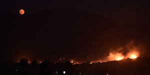 East Attica fire raging