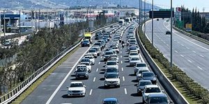 Κίνηση οχημάτων στην Εθνική Οδό 