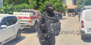 Τρεις τραυματίες αστυνομικοί σε έφοδο σε σπίτι στη Χαλέπα Χανίων στην Κρήτη