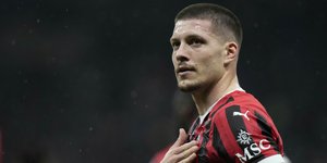 Ο Λούκα Γιόβιτς