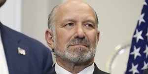 Χάουαρντ Λούτνικ