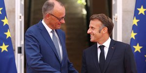 Ο Καγκελάριος Φρ. Μερτς και ο Γάλλος πρόεδρος Εμ. Μακρόν