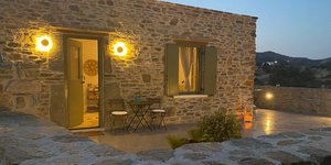 Ένα πέτρινο μιτάτο 21 τ.μ. στη Νάξο μεταμορφώνεται σε ένα γοητευτικό, πλήρως λειτουργικό σπίτι