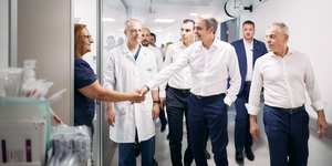 Από την επίσκεψη του Κυριάκου Μητσοτάκη στο ΚΑΤ, τον Ιούνιο