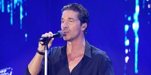 Νίκος Οικονομόπουλος