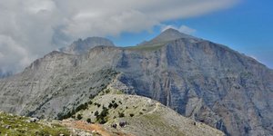 Όλυμπος, Λαιμός