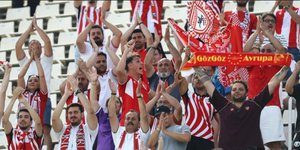 Πανό που ετοίμασαν οι οπαδοί της Σαμσουνσπόρ για το ματς με τον Παναθηναϊκό απαγορεύτηκε από τις αρχές