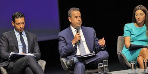 Ομιλία Παπασταύρου Μέγαρο