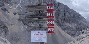 πεζοπόρος