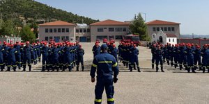 πυροσβέστες
