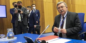 Ο εκπρόσωπος της Ρωσίας σε διεθνείς οργανισμούς στη Γενεύη, Μιχαήλ Ουλιάνοφ 