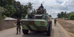 Στρατιώτες στη Ρουάντα 