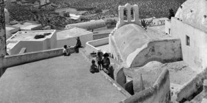 Nelly's. Η Σαντορίνη του μεσοπολέμου